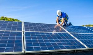 Installation et mise en production des panneaux solaires photovoltaïques à Locmine